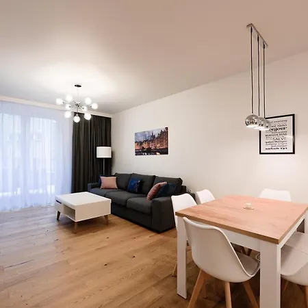 Aura 40 Q4apartments *