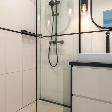 Апартаменты Aura 40 Q4apartments *