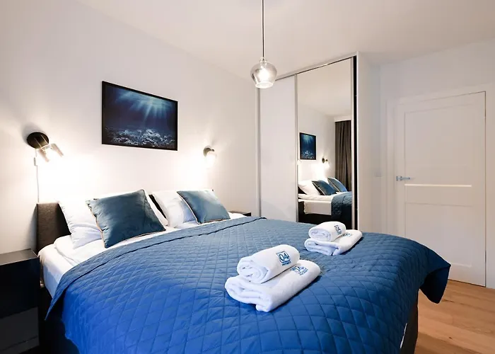 アパート Aura 40 Q4apartments *